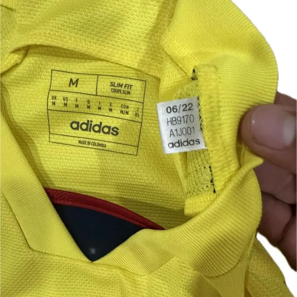Adidas Men's Yellow T-shirt